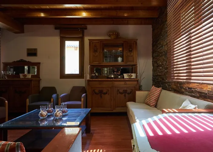 Rural En Urbanizacion Proxima A Avila By Alterhome *